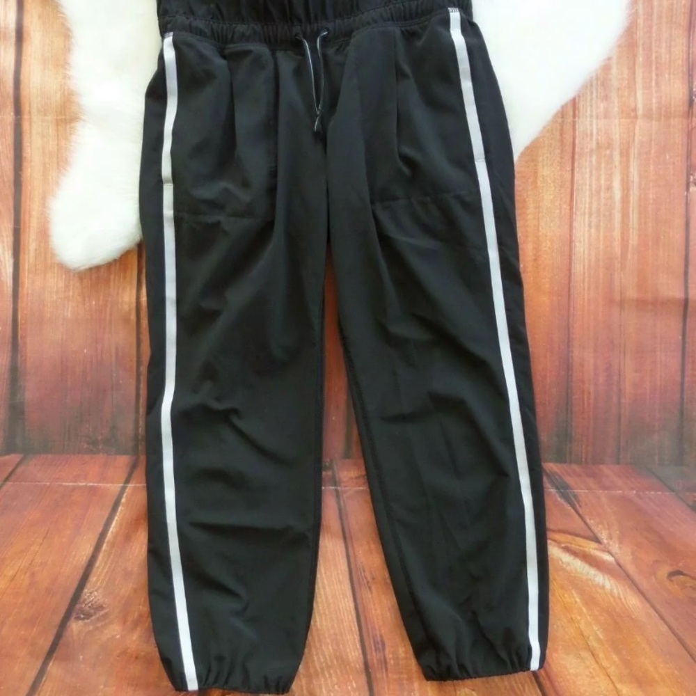 Ivivva (lululemon) Capri crop lightweight pants